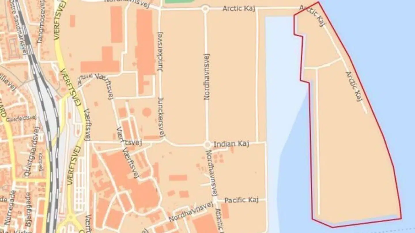 Her er den del af Køge Havn, som 1. maj 2023 kortvarigt var lukket og gjort til militært område. Foto: Politi