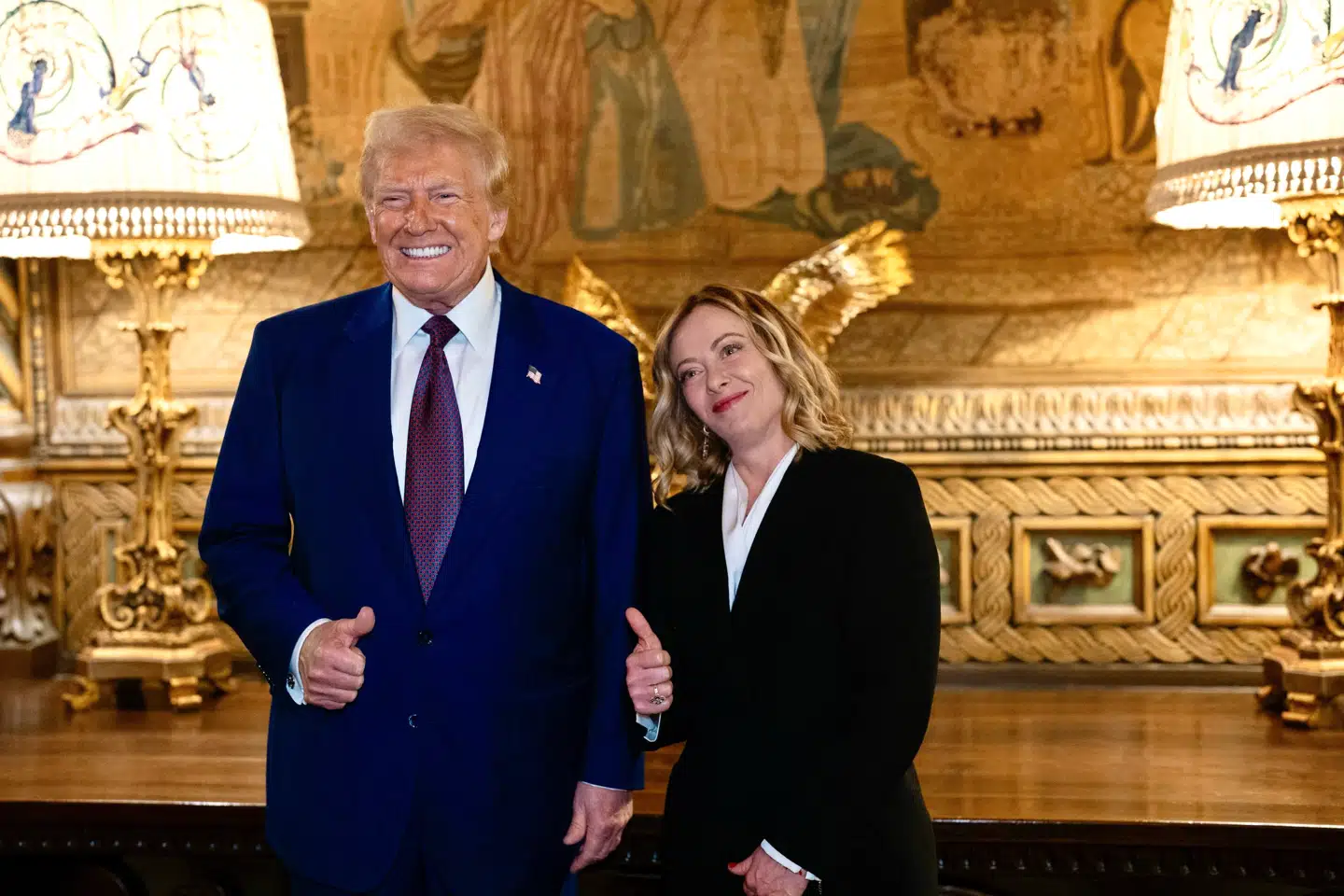 Italiens premierminister, Giorgia Meloni, er blandt de regeringschefer, der har lagt vejen forbi Trumps vinterresidens.
