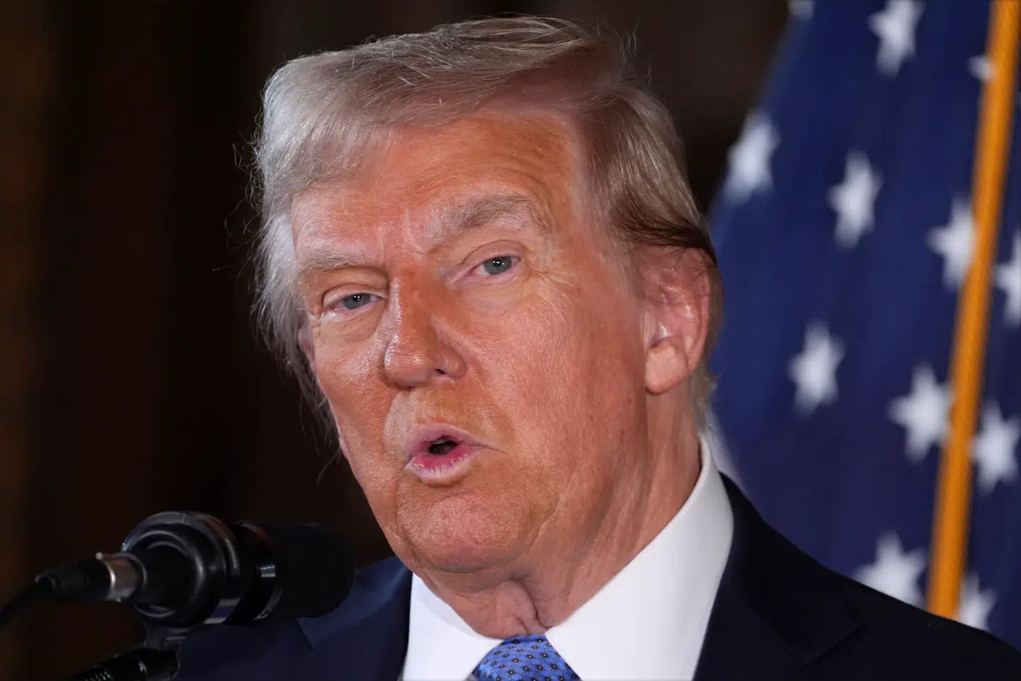 »Trumps udmelding viser, at Grønland skal vælge mellem rigsfællesskabet, der tilbyder støtte og tryghed, eller stormagternes spil,« skriver Jesper Roulund.