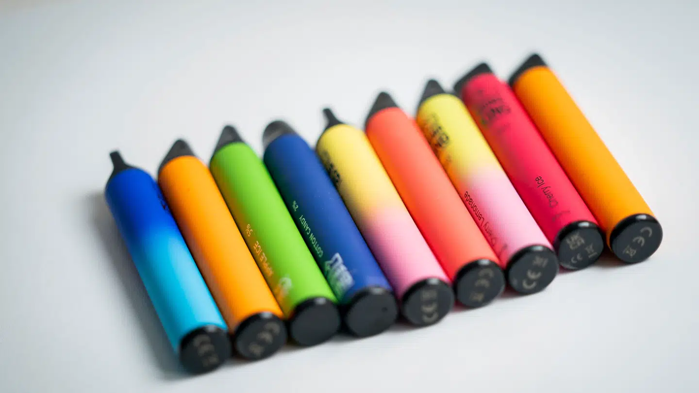 Arkivfoto med puff bars