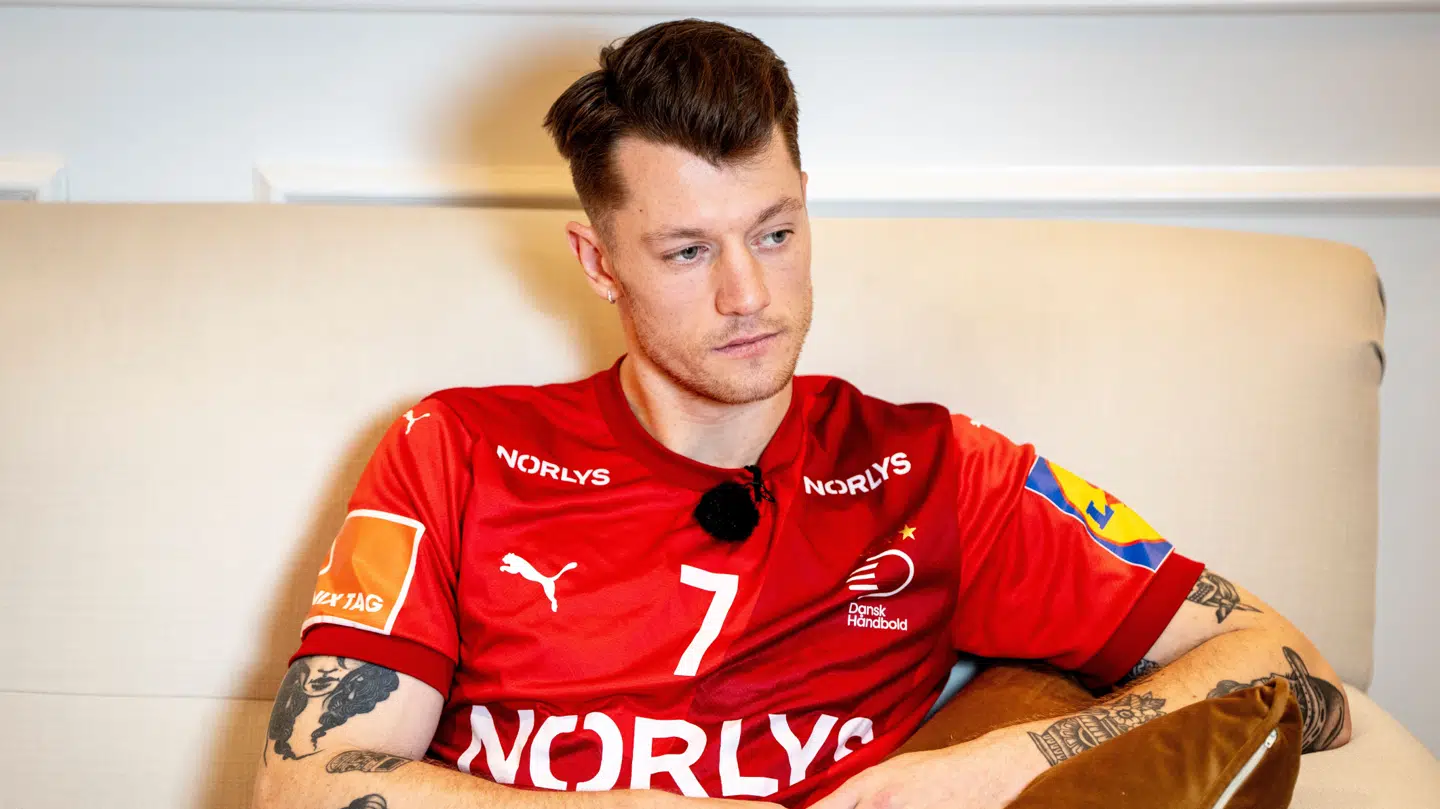 Emil Jakobsen er stolt af kæresten.
