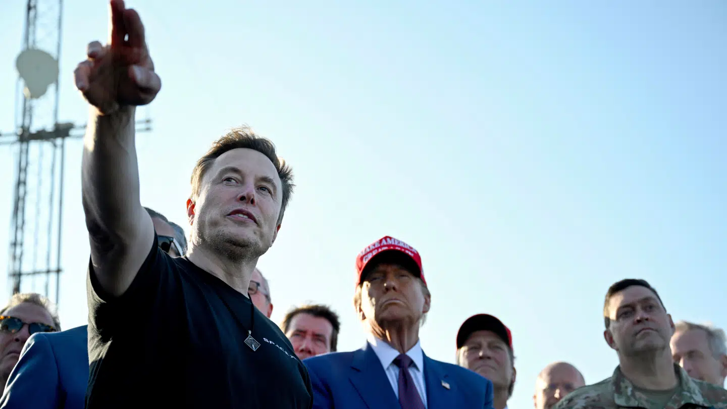 Elon Musk har haft stor succes med sit indtog i amerikanske politik. Nu forsøger han sig angiveligt med europæisk.