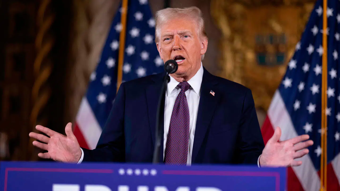 Donald Trump svarede på spørgsmål om Grønland på et pressemøde tirsdag.