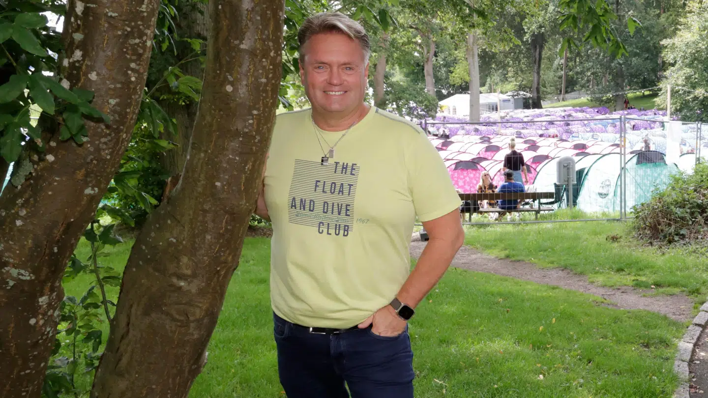 Johnny Hansen har tabt sig 14 kilo, men mangler stadig 10, synes han. Helt i mål er han først den dag, han kan lægge blodtryks- og kolesterol-medicinen på hylden.