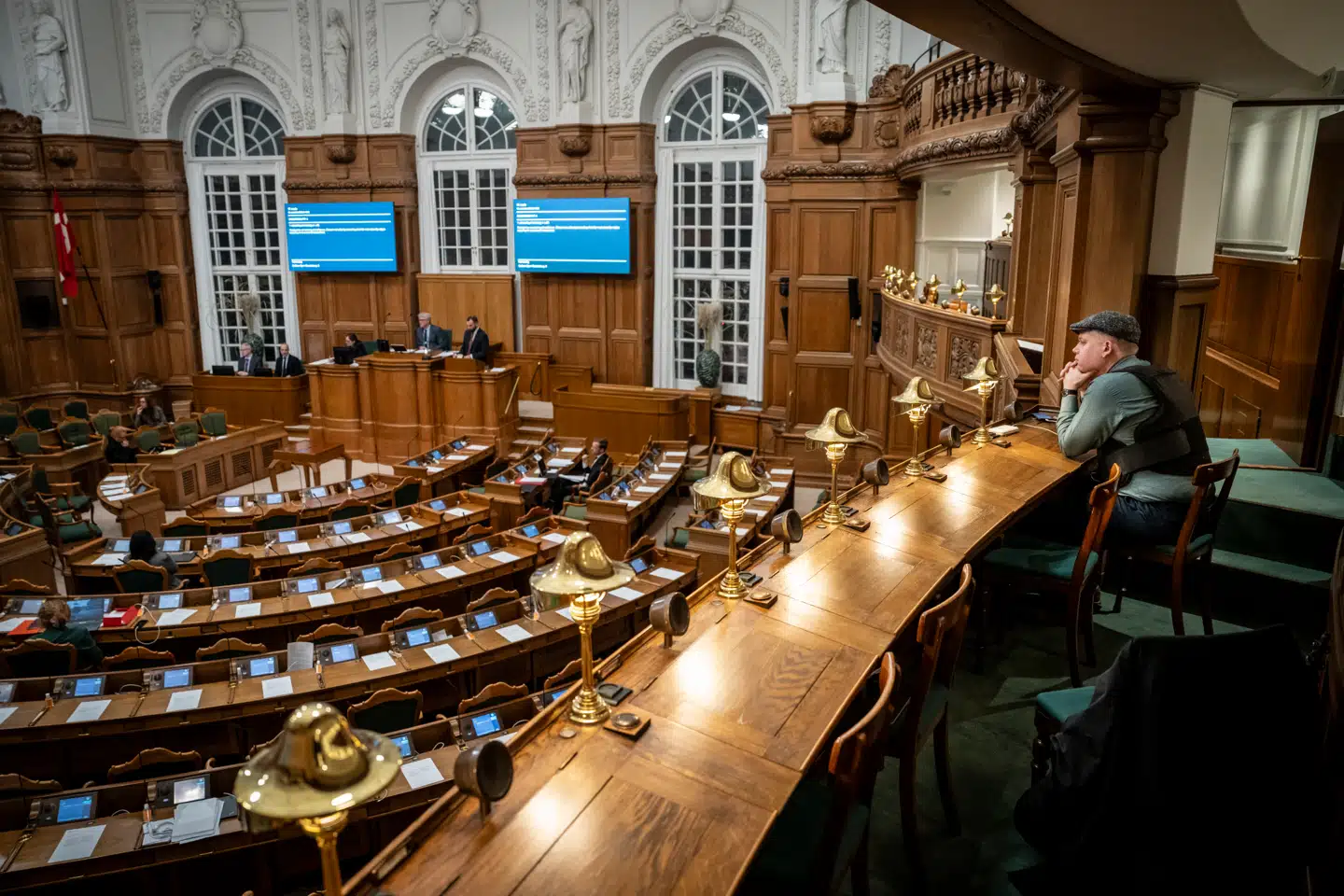 Rasmus Paludan overværer førstebehandlingen af koranloven i 2023.