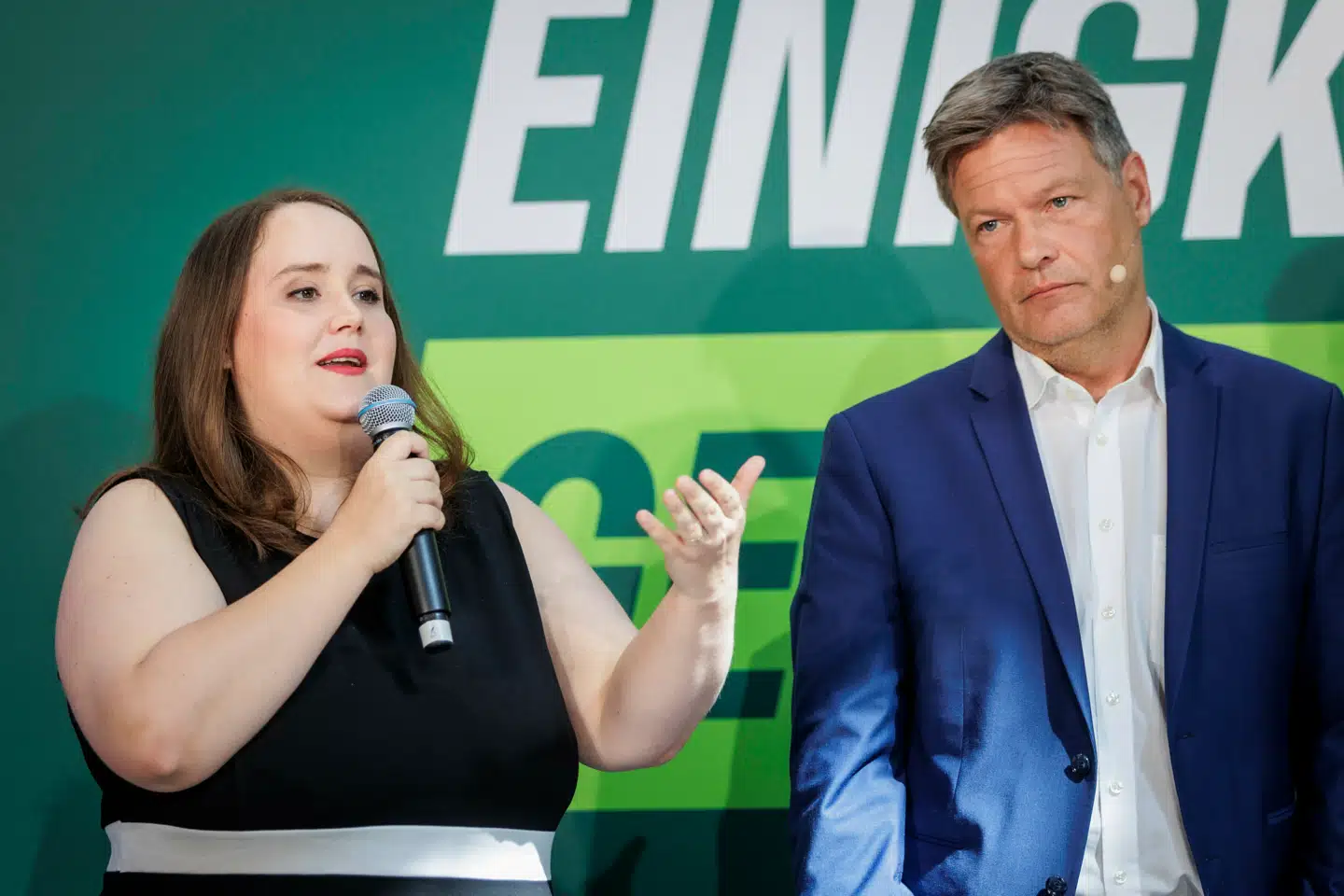 Leder af De Grønne, Robert Habeck, sammen med sideordnet leder Ricarda Lang. Arkivfoto: Kira Hofmann, Scanpix