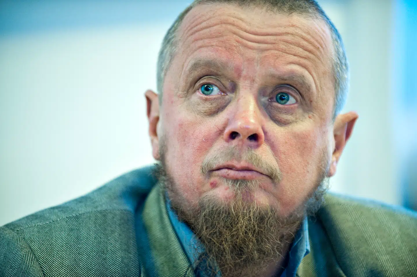 Abdul Wahid Pedersen har lagt en 23 minutter lang video på Facebook med en vejledning i, hvordan mænd »korrekt« kan lade sig skille fra deres koner, hvis de er islamisk gift.