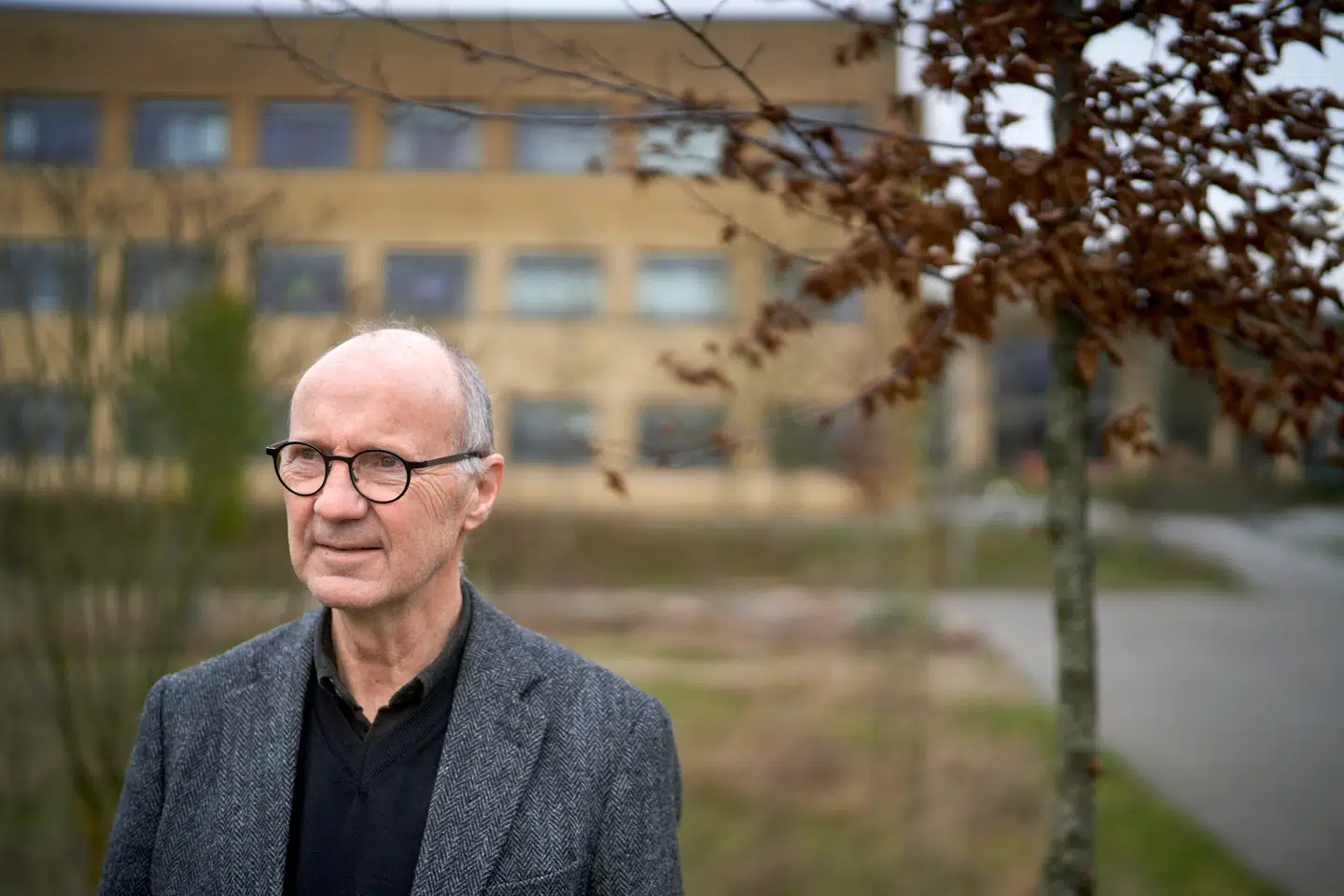 Jan Kampmann, der er professor i barndomsforskning på Roskilde Universitet, ser forskellige tendenser, der former tidens forældre.