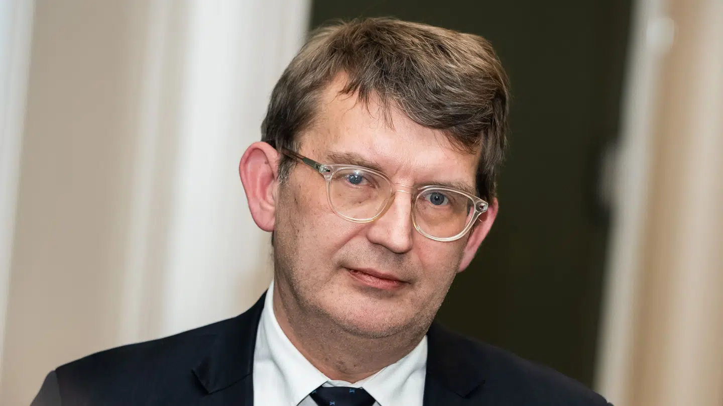 Forsvarsminister Troels Lund Poulsen (V) står i spidsen for forhandlingerne om en oprustning i Arktis.