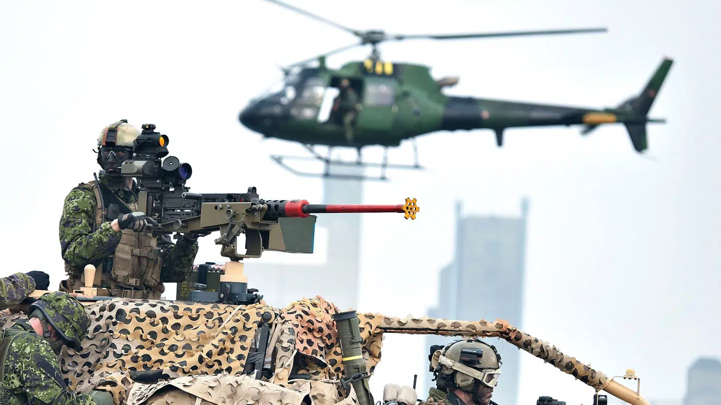 Regeringen vil skrue yderligere op for forsvarsudgifterne. Hvis det sker, kan danske familier blive efterladt med en stor regning. (Arkivfoto)