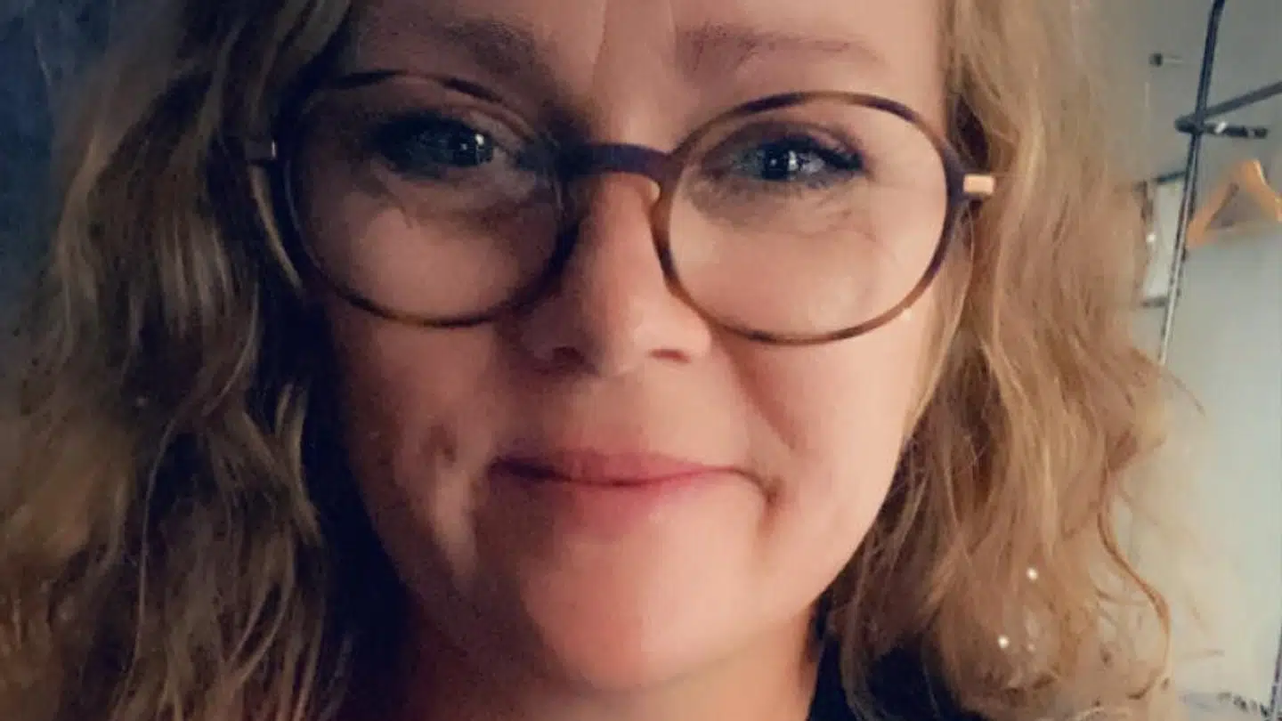 Mette Mølhave mener, at priserne på aftenens kamp er alt for høje.