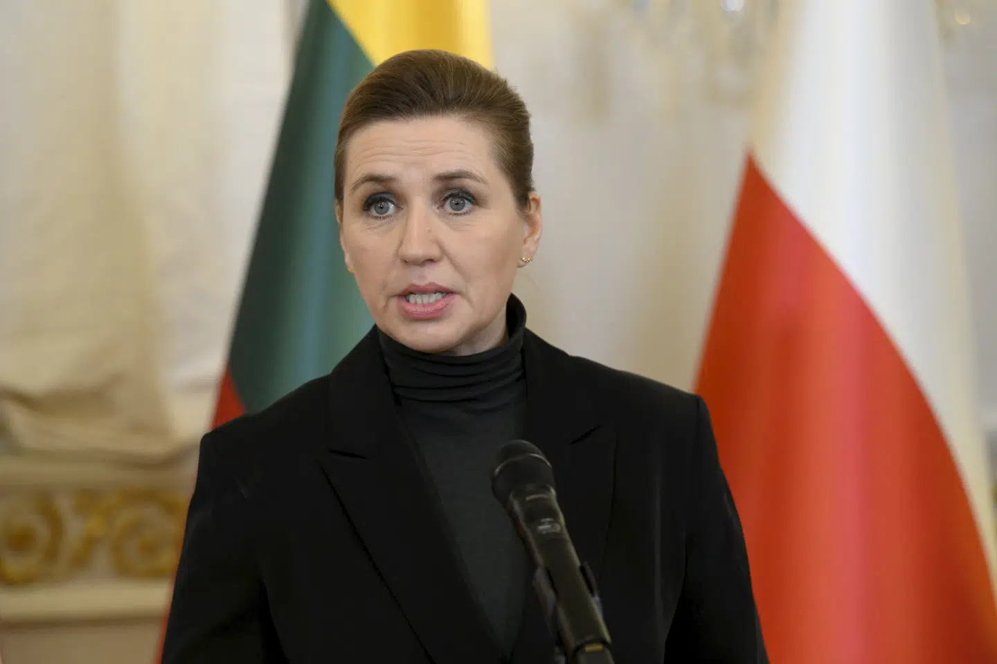 Statsminister Mette Frederiksen (S) vil have stoppet, hvis danske værfter stadig servicerer den russiske skyggeflåde.