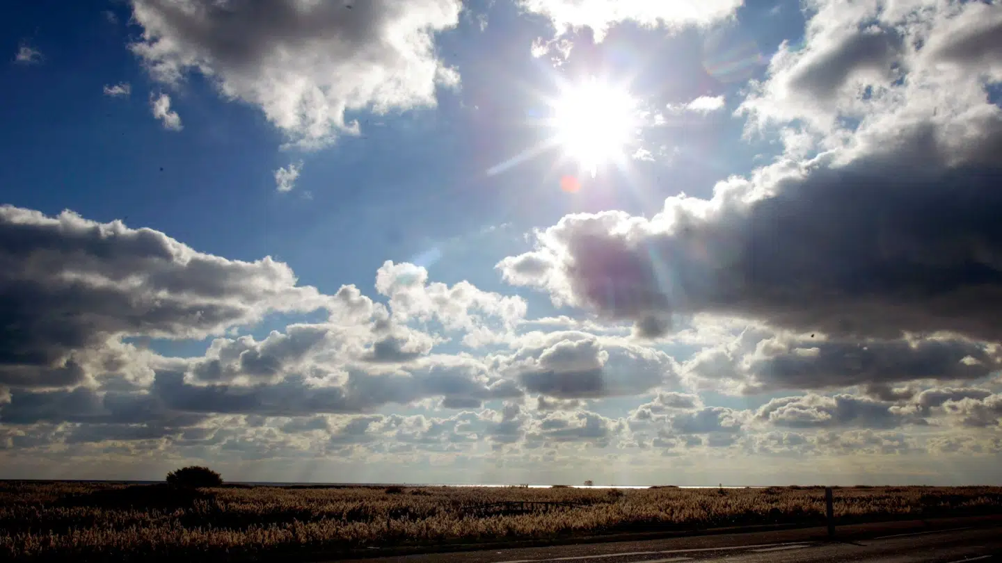 Der bliver mulighed for sol bag et let skydække i morgen