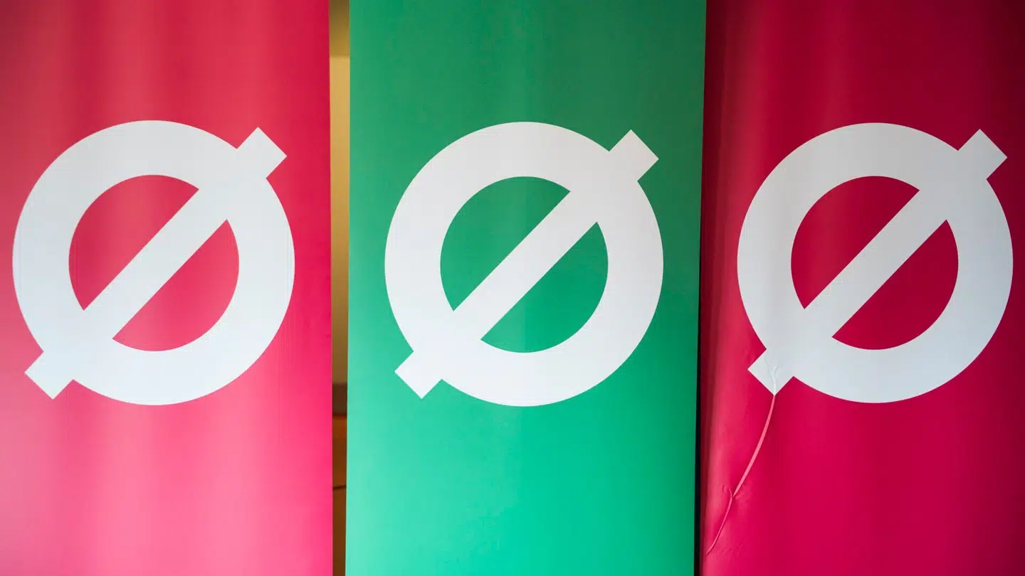 Protestgruppen Rødt Venstre kalder nu til møde efter Enhedslistens ekstraordinære årsmøde den 14. december.