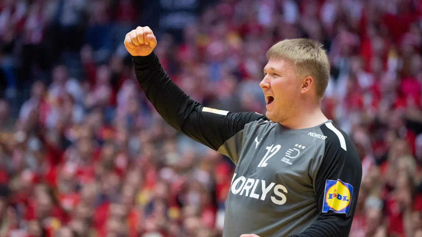 Emil Nielsen smadrede Tunesien i første halvleg.