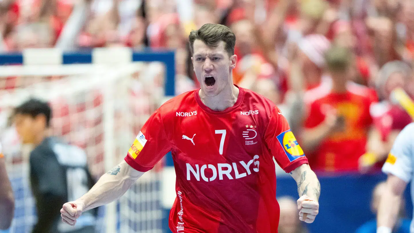 Danmarks Emil Jakobsen reagerer efter scoring under VM-kampen i gruppe B mellem Danmark og Italien i Jyske Bank Boxen i Herning lørdag den 18. januar 2025.