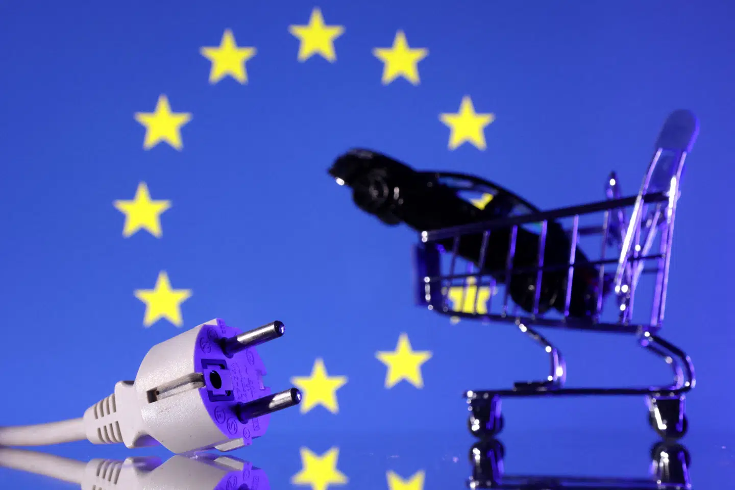 »Vi har brug for mindre bureaukrati, mere frihandel og bedre rammevilkår for innovation og iværksætteri,« skriver Simone Skovshoved om EU.