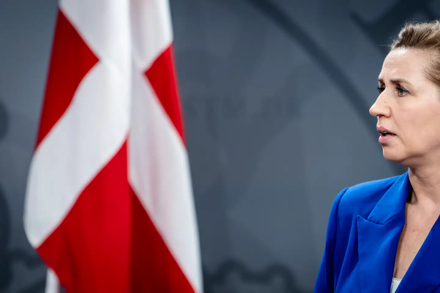 Statsminister Mette Frederiksen (S) har vundet tid og fået en smule luft i krisen om Grønland.