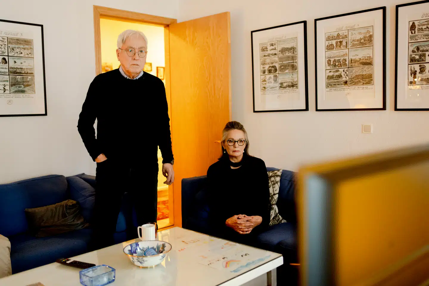 Aqqaluk Lynge og hustruen Erna Lynge lyttede intenst, da Præsident Trump i dag holdt sin indsættelsestale. Begejstringen var ikke stor.