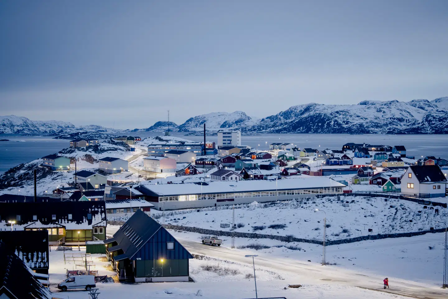 Kvanefjeld, der ligger otte kilometer uden for byen Narsaq i det sydlige Grønland, gemmer på en række mineraler, som et australsk mineselskab vil have lov til at udvinde.