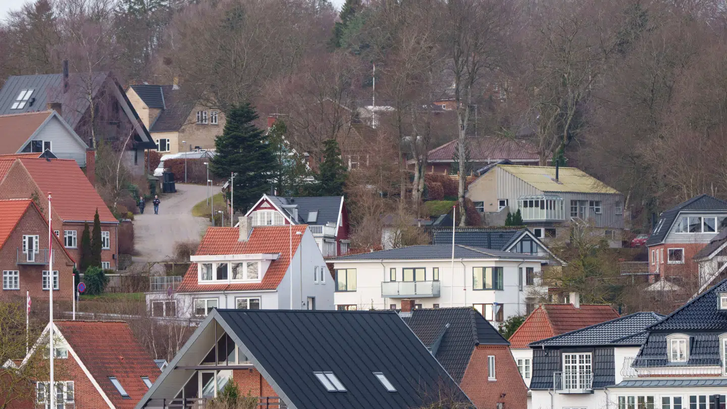 Både huse, ejerlejligheder og sommerhuse står til markante prisstigninger i år og næste år.