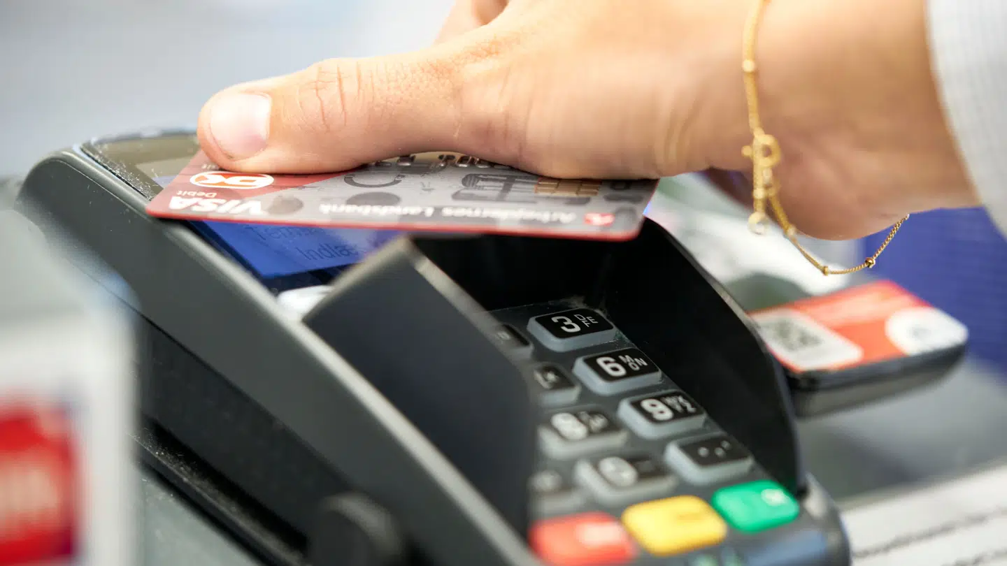 Oplysninger fra vores dankort skal hjælpe Statens Serums Institut til at opklare madforgiftning.