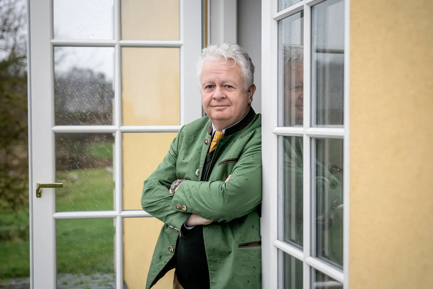 Peter Kurrild-Klitgaard kritiserede CEPOS' cheføkonom, Mia Amalie Holstein i Berlingske. »Det fik Holstein til tasterne i noget, der på flere punkter mere mindede om et personangreb end en akademisk diskussion – og hvor man samtidig med god ret kunne blive rundtosset af, hvad pointen egentlig var.«