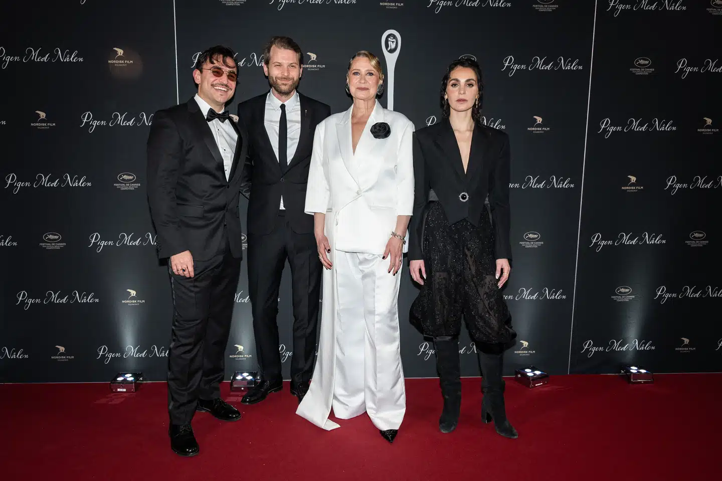 Besir Zeciri, Magnus von Horn, Trine Dyrholm og Vic Carmen Sonne til gallapremieren på filmen "Pigen med nålen" i Imperial Biografen i København onsdag.