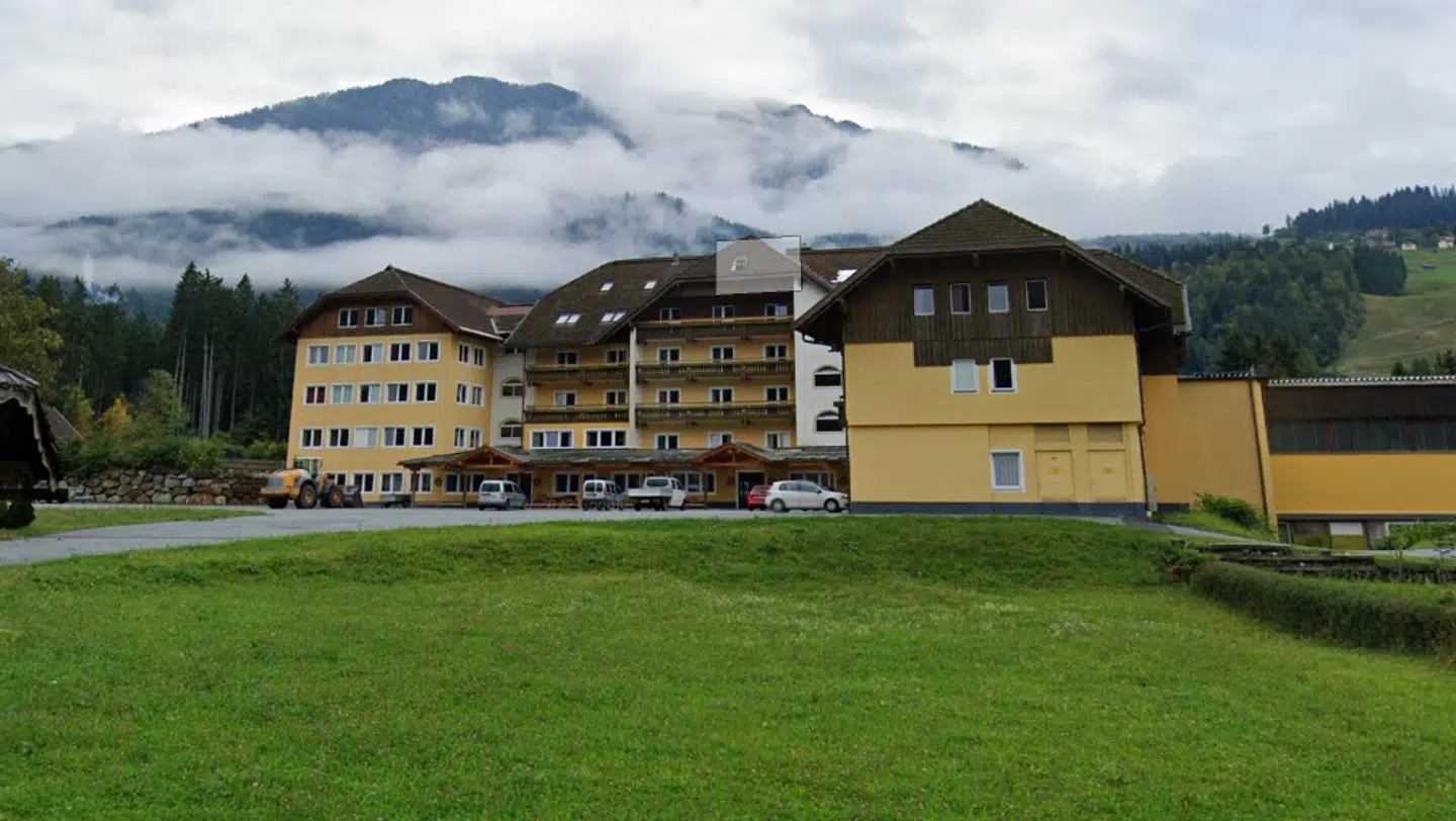 En sauna på Jugendsporthotel Leitner i landsbyen Töplach stod pludselig i brand.