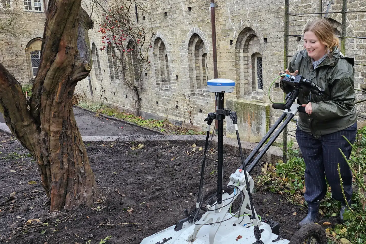 Arkæologer har scannet området omkring Aalborg Kloster, og resultatet viser de formodede rester af en næsten 600 år gammel klosterkirke.