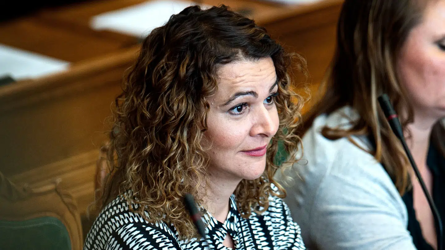 Halime Oguz har flere gange blandet sig i debatten om det dansk-islamiske parallelsamfund – som hun selv har mærket konsekvenserne af under sin opvækst i Vollsmose.