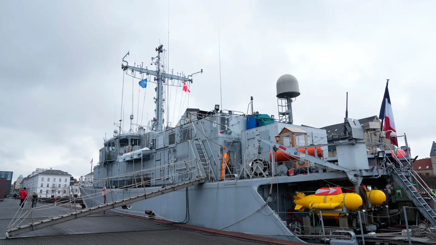 Det hollandske flådefartøj A803 i Københavns havn, der skal deltage i NATOs forstærkede indsats i Østersøen.