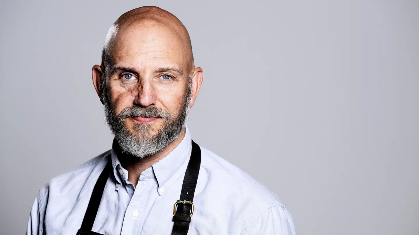 Thomas Castberg, kok og tidligere tv-vært kendt fra fjernsynsprogrammerne Masterchef Danmark og Med kniven for struben. Castberg er i dag creative director for Skagen Group.