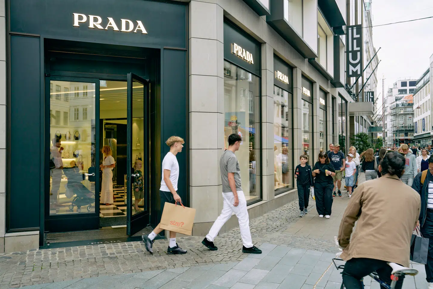 Efter et bekymrende 2024 har aktiemarkedet igen fundet optimismen frem inden for luksusaktierne. Men efter regnskabet fra en af de helt store giganter tirsdag aften er noget af optimismen på tilbagetog.