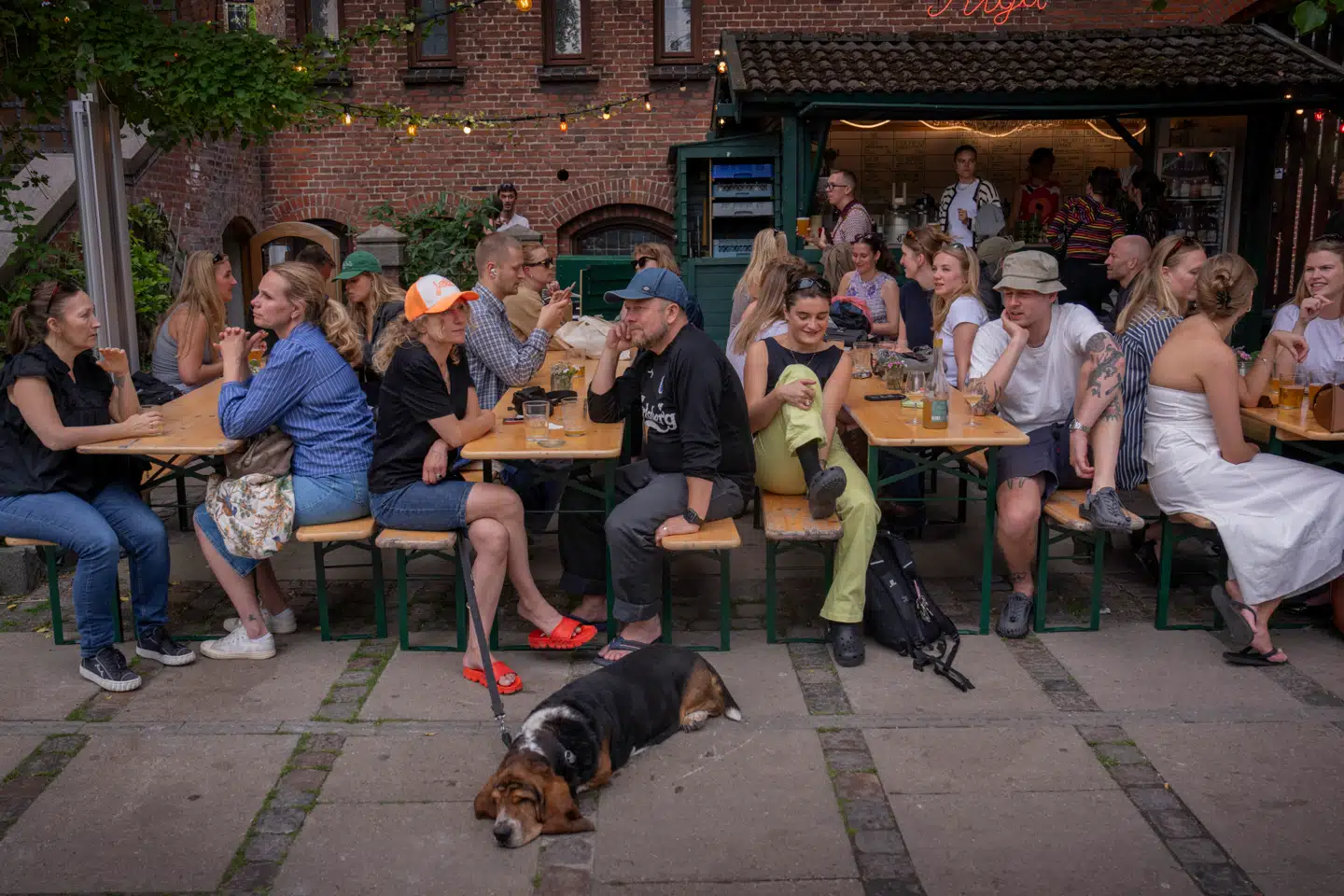Først bliver det forår, så sommer, så efterår, og så skal københavnerne til valgurnerne igen. Og en ny måling tyder på, at hovedstadens borgere vil rykke rundt på brikkerne på det røde og blå skakbræt på rådhuset.