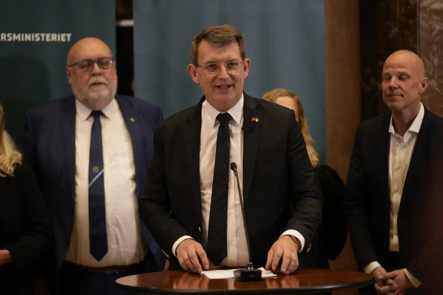 Forsvarsminister Troels Lund Poulsen (V) præsenterer første Arktis-delaftale i Forsvarsministeriet.