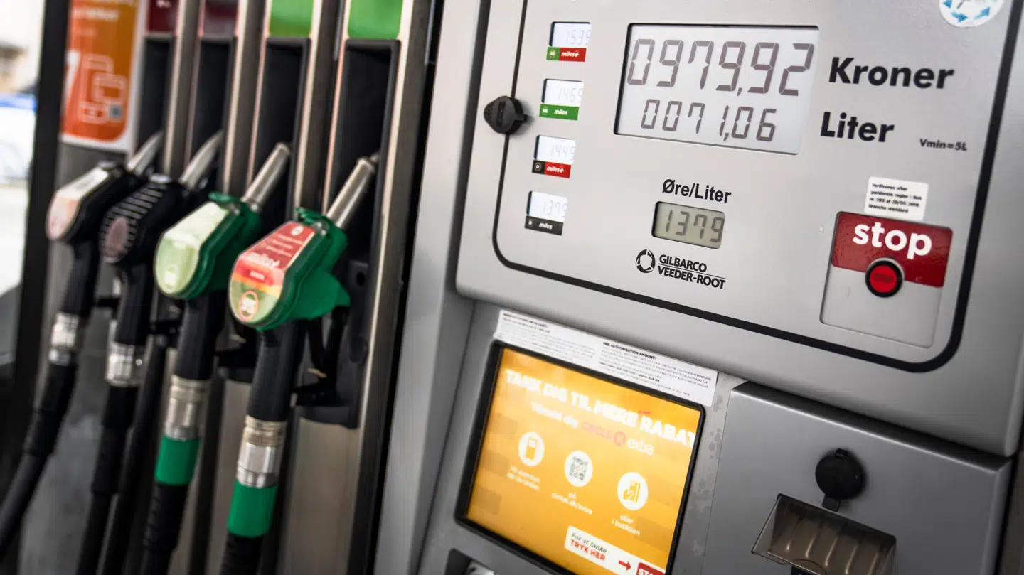 Arkivfoto: Det er billigt at tanke i Sverige