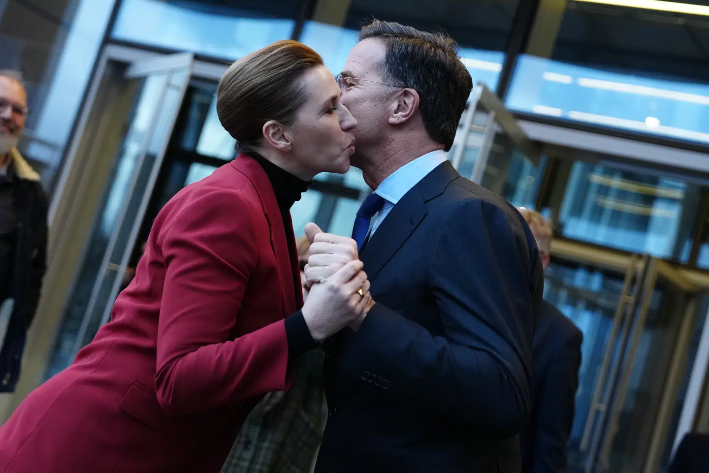 Statsminister Mette Frederiksen har tirsdag mødtes med Tysklands forbundskansler, Frankrigs præsident og NATOs generalsekretær.