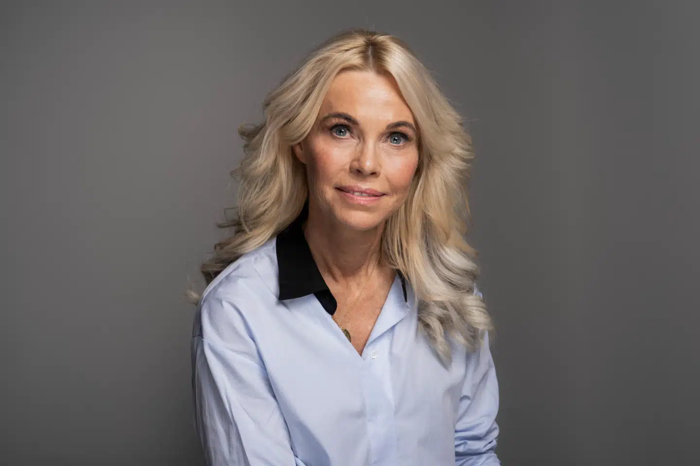 »Find ud af, hvad der lader jer op, hvad der aflader jer, og hvordan I sparker jeres energi i gang, så den smitter alle omkring jer,« skriver Merete Wedell-Wedellsborg.