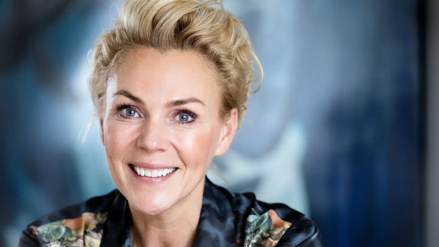 Tv-værten Lene Beier og hendes familie har solgt deres hus i Dragør, for at flytte til Østrig og drive et hotel.