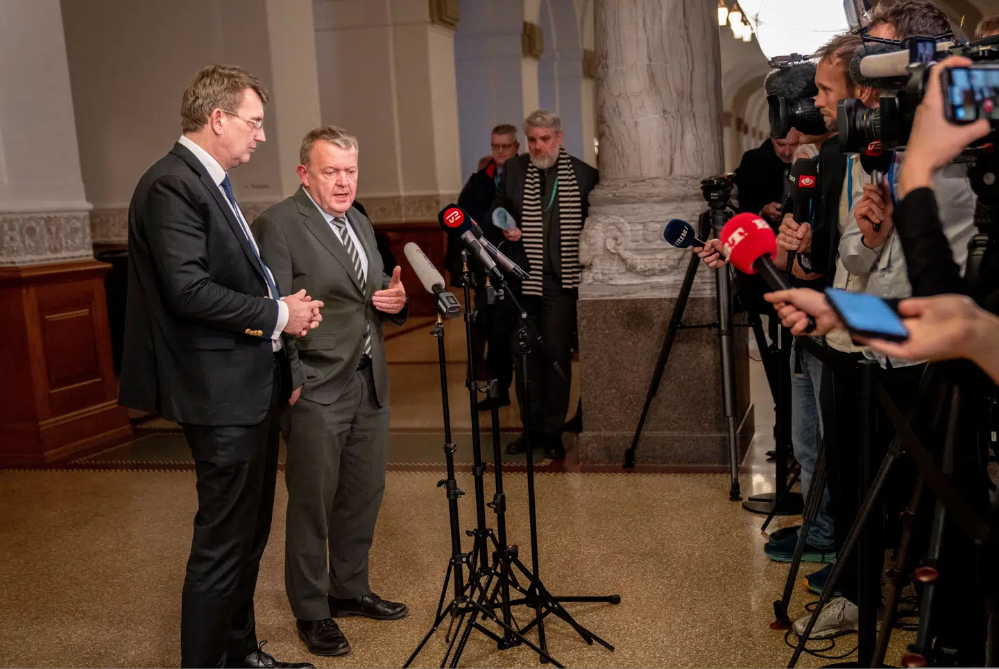Forsvarsminister Troels Lund Poulsen (V) og udenrigsminister Lars Løkke Rasmussen (M) efter et møde i Det Udenrigspolitiske Nævn onsdag den 29. januar 2025 på Christiansborg. (Foto: Ida Marie Odgaard/Ritzau Scanpix)