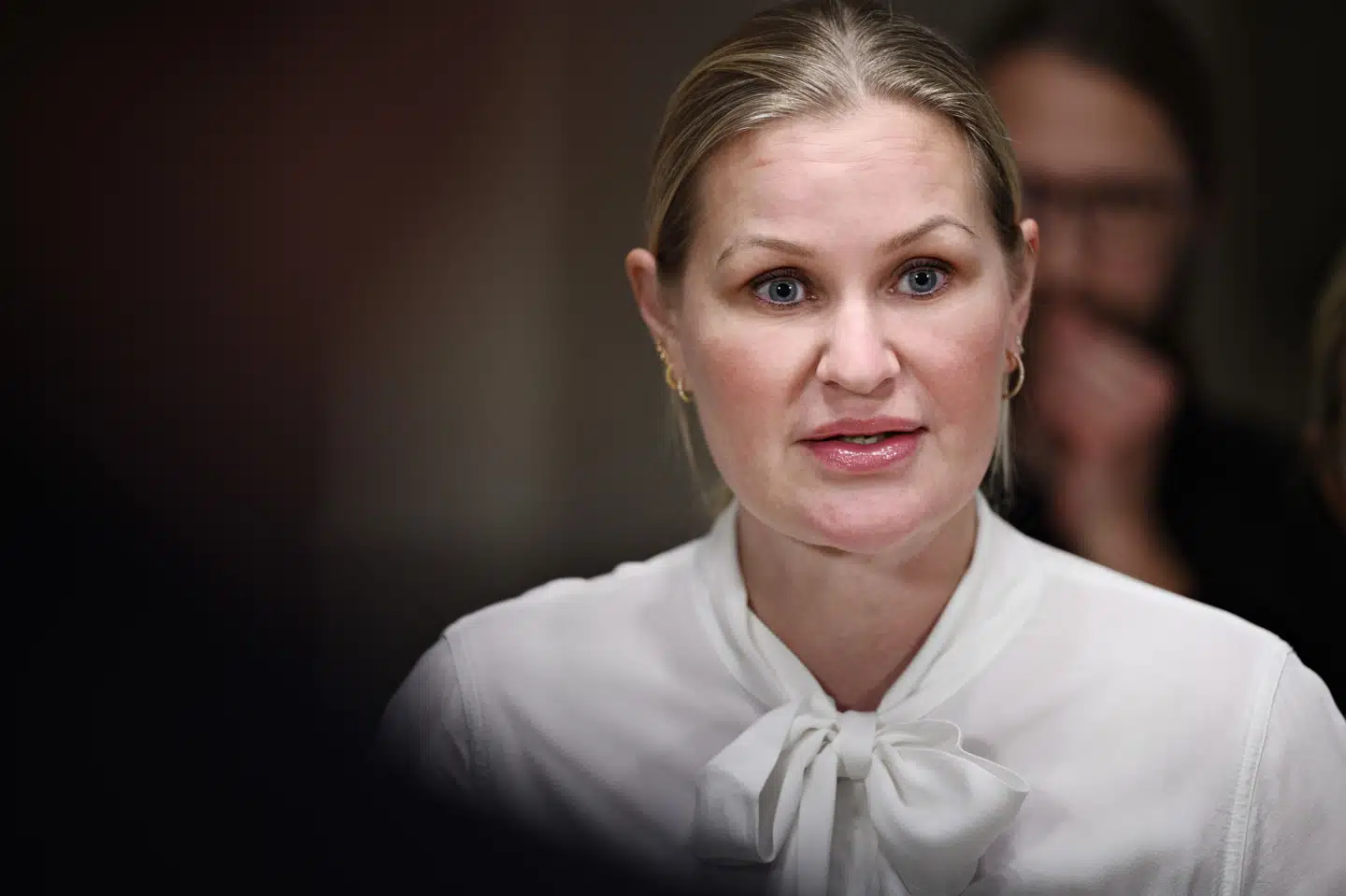 Britt Bager er her fotograferet i 2021, hvor hun var med til at præsentere en finanslovsaftale for De Konservative. Hun bliver nu partisekretær for Moderaterne. (Arkivfoto).