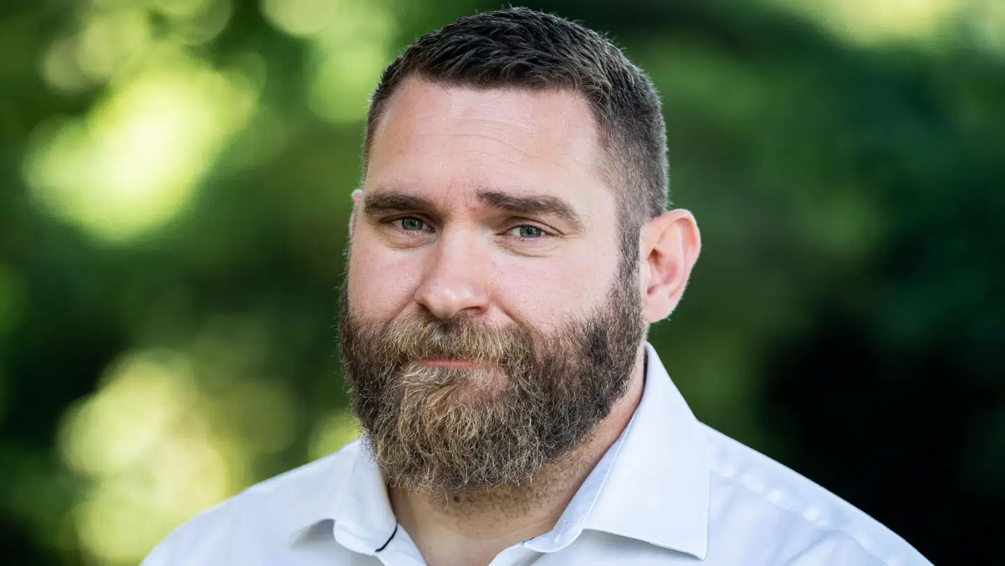Liberal Alliances retsordfører Steffen Larsen tror, at det skyldes for lave straffe, at det er hver tredje butikstyveri, der begås af en udlænding.