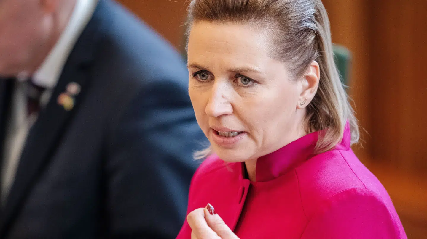 Statsminister Mette Frederiksen varsler på et NATO-topmøde i tirsdags, at forsvarsudgifterne skal øges helt op mod fem procent af Danmarks BNP.