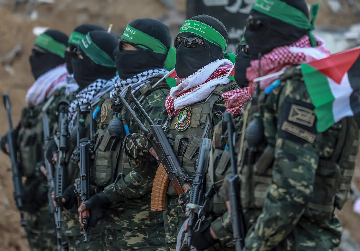Hamas er en markant anden organisation i dag end før massakren 7. oktober 2023, men terroristerne vil vise verden, at de stadig regerer i Gaza, skriver Amalie Lyhne i denne leder.