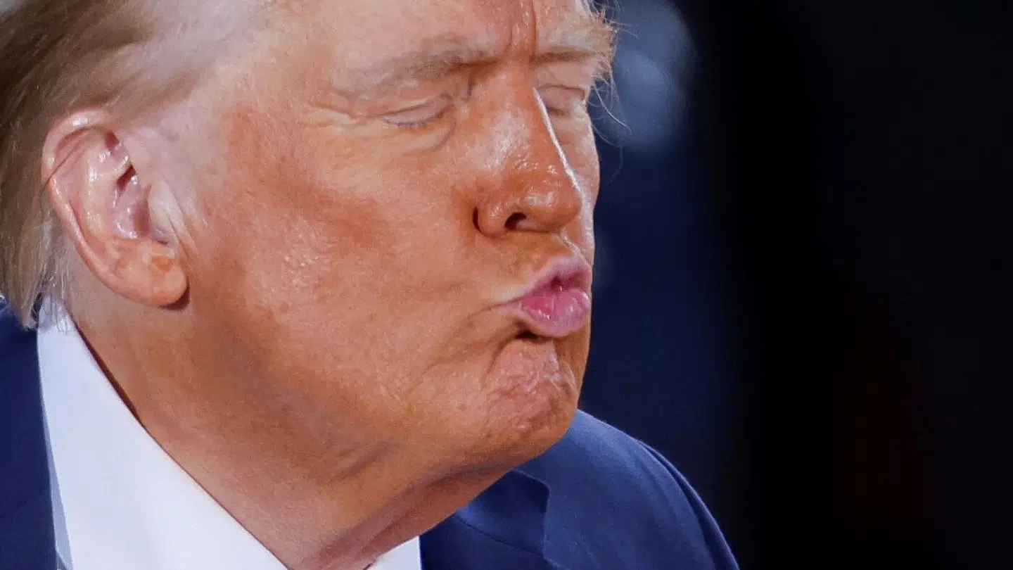 Trumps handelskrig med resten af verden er økonomisk idioti. Det mener B.T.s debatredaktør, Joachim B. Olsen.