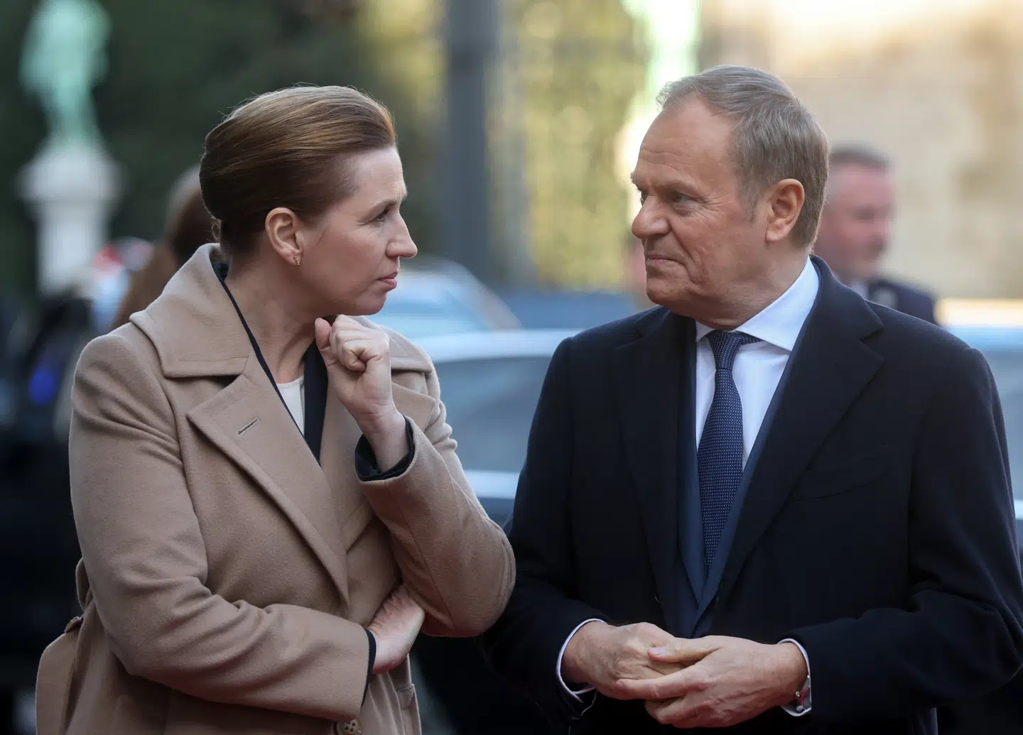 Statsminister Mette Frederiksen og polens premierminister Donald Tusk var blandt de mange regeringsledere, der var samlet i Bruxelles til et »uformelt« møde.