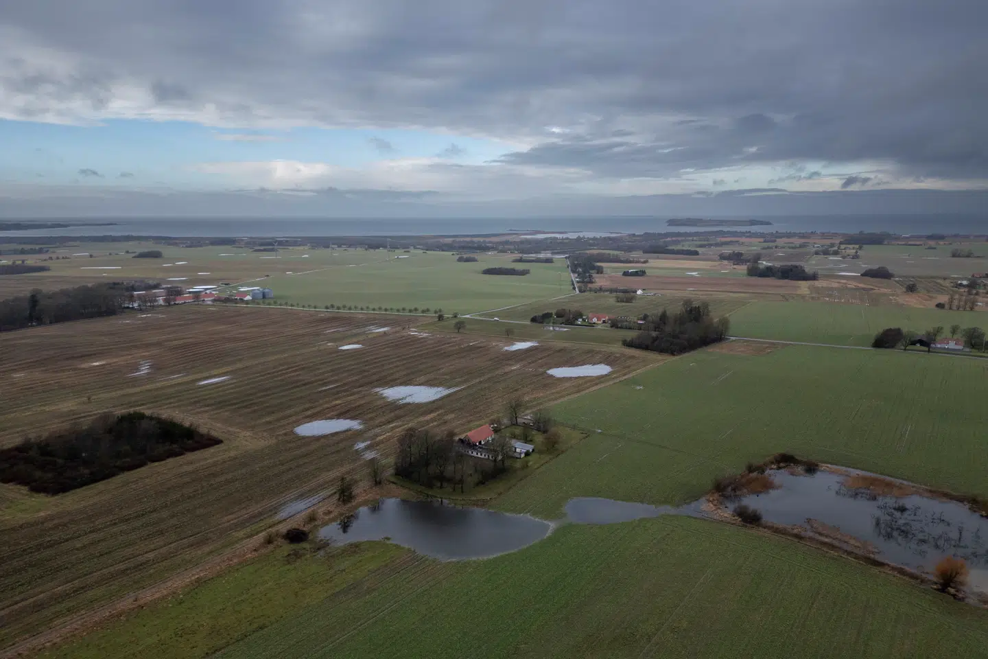 Ny analyse viser, at Danmarks klimamål for 2030 hænger i en tynd tråd, og at der derfor skal indføres skrappere krav.