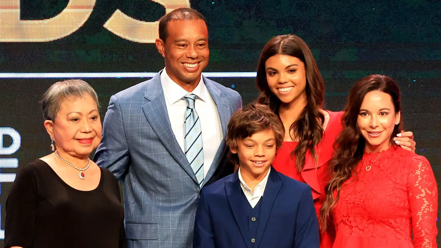 Tiger Woods mor, Kultida Woods (tv), gik bort tirsdag.