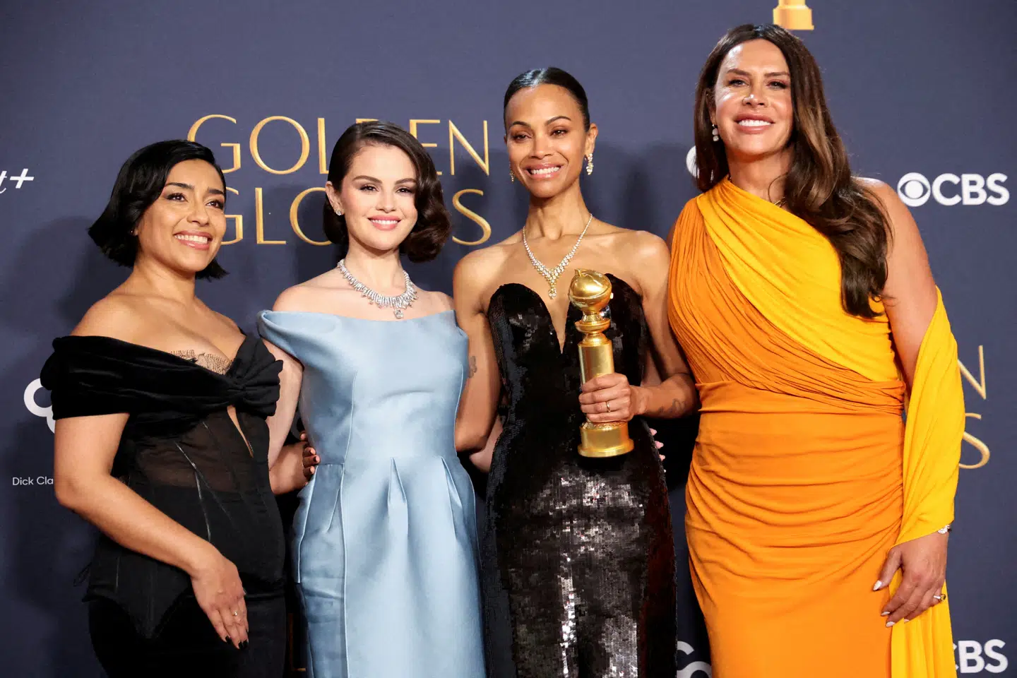 Adriana Paz, Selena Gomez, Karla Sofía Gascón, og Zoe Saldaña til Golden Globe Awards. Foto: Mario Anzuoni, Scanpix